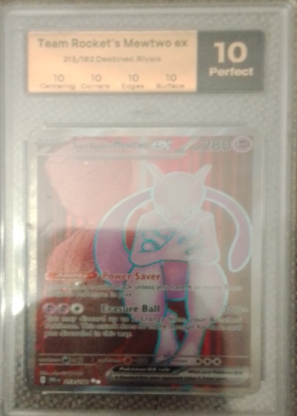Team Rocket's Mewtwo ex