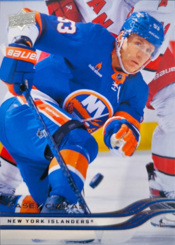 Casey Cizikas